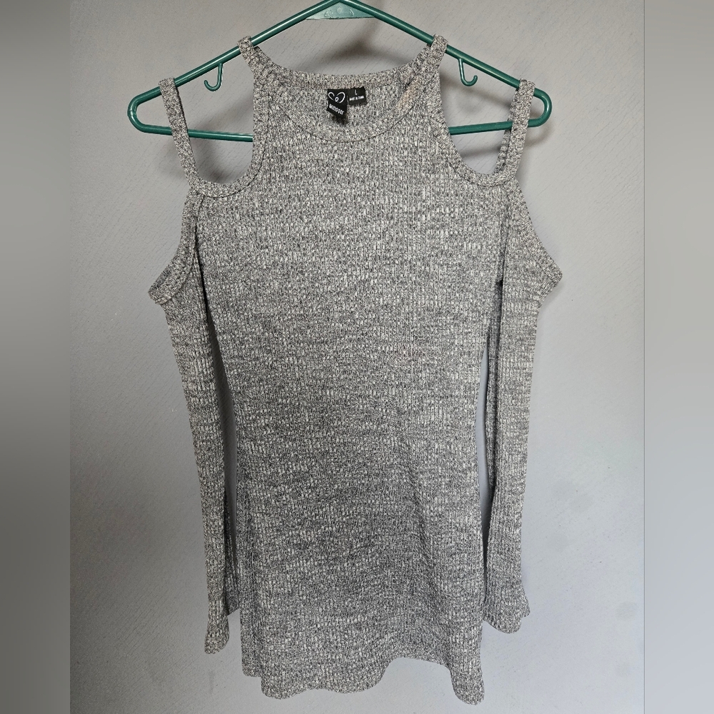 Windsor Heather Gray Cold Shoulder Top